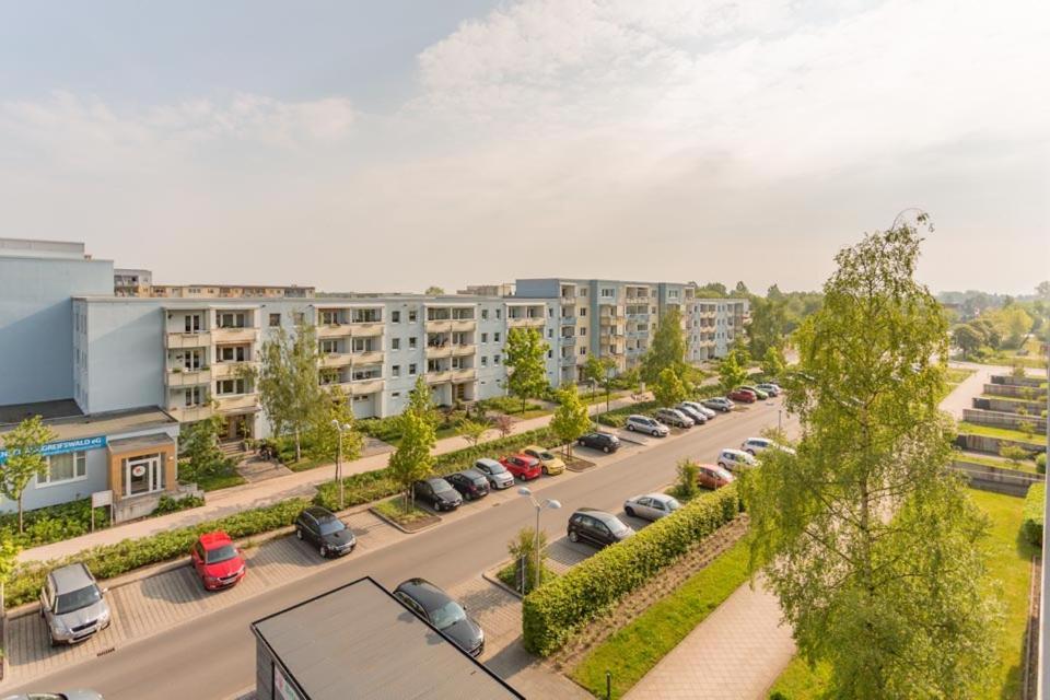H& Gästezimmer Heinrich&Heinrich im Ostseeviertel jedes Zimmer mit Küchenzeilen - Parkplatz und 24h Check In Greifswald Exterior foto